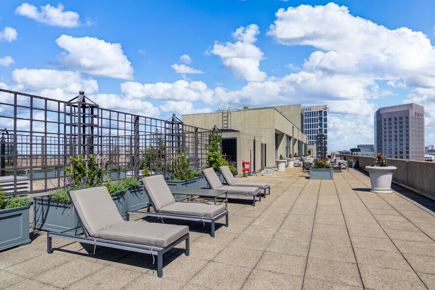 More Photos Of 221 Massachusetts Ave, Boston Apartments For Lease