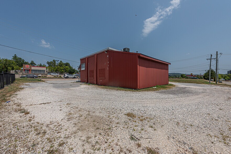 More Photos Of 1703 W Mlk Jr Blvd, Fayetteville General Retail For Sale