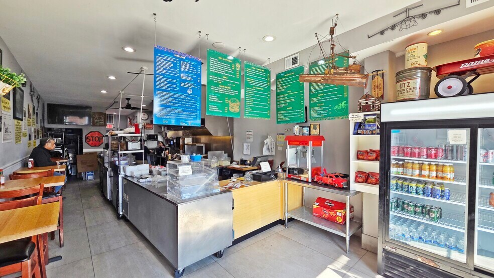 More Photos Of 3901-3911 Lee Hwy, Arlington Freestanding For Lease