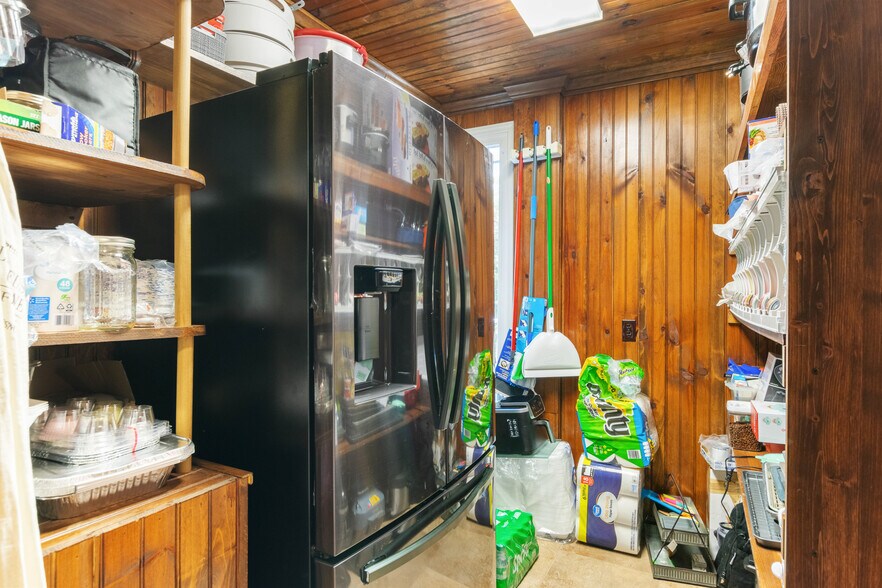 More Photos Of 639 Tower St, Tazewell Specialty For Sale