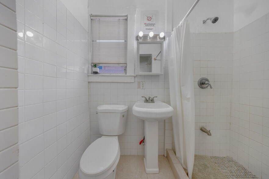 More Photos Of 1334 SW 4th St, Miami Apartments For Sale