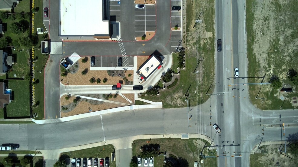 More Photos Of 112 Rodeo Way, Cibolo General Retail For Sale