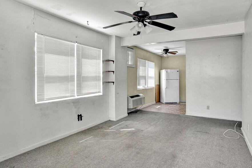 More Photos Of 205 11th Ave N, Jacksonville Beach Multifamily For Sale