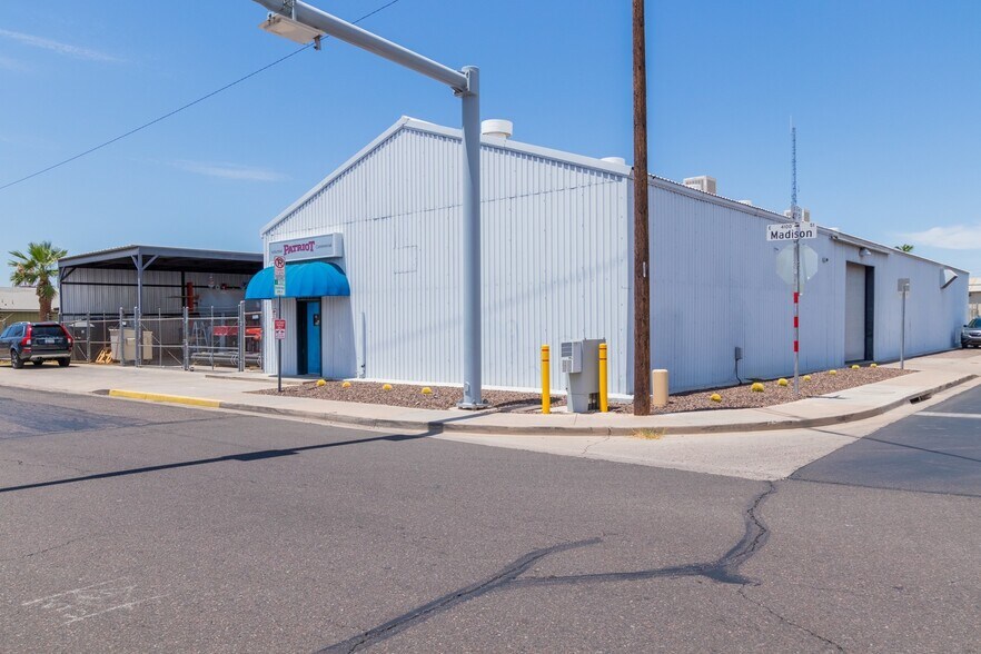More Photos Of 4120 E Madison St, Phoenix Warehouse For Lease