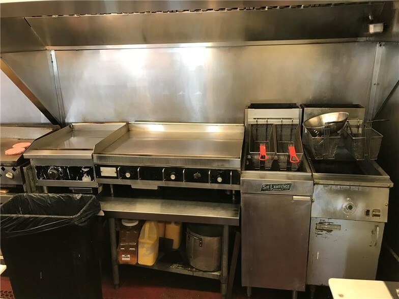 More Photos Of 380 Taunton Ave, East Providence Restaurant For Sale
