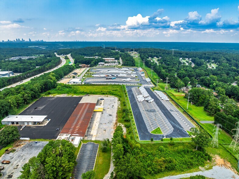 More Photos Of 1679 Koppers Ct, Conley Truck Terminal For Lease