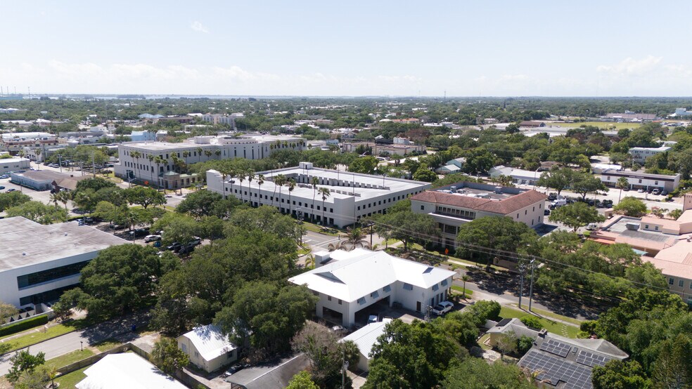 More Photos Of 1708 21st St, Vero Beach Office For Sale