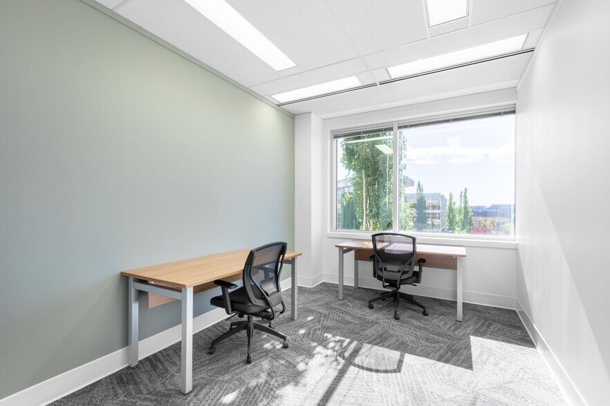 More Photos Of 160 Quarry Park Blvd SE, Calgary Coworking Space