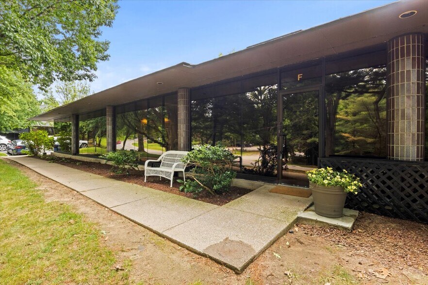 Primary Photo Of 110 Linden Oaks, Rochester Office Residential For Sale