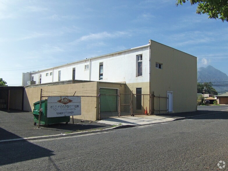 More Photos Of 250 Waiehu Beach Rd, Wailuku Showroom For Lease