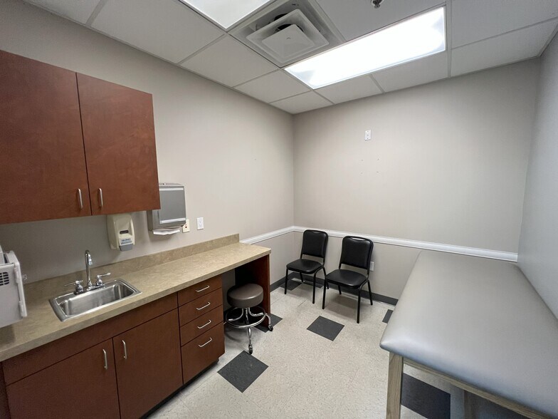 More Photos Of 3800-3840 Grant Ave, Loveland Medical For Lease