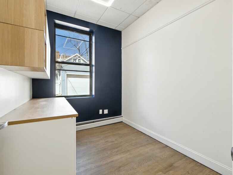 More Photos Of 538-540 62nd St, West New York Loft Creative Space For Lease