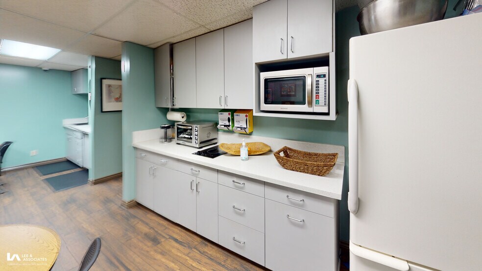 More Photos Of 2829-2871 Gundry Ave, Signal Hill Warehouse For Sale
