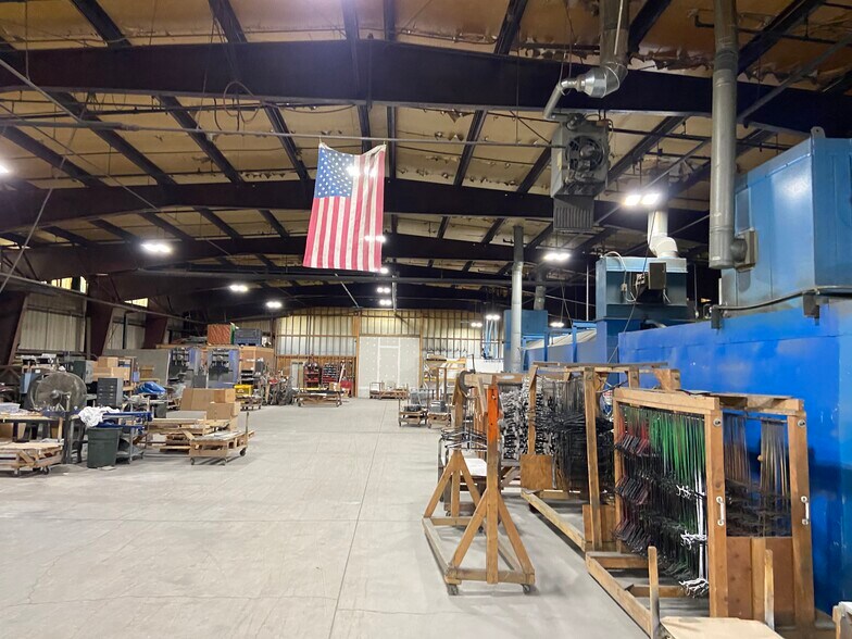 More Photos Of 40 Water St, Amesbury Warehouse For Sale