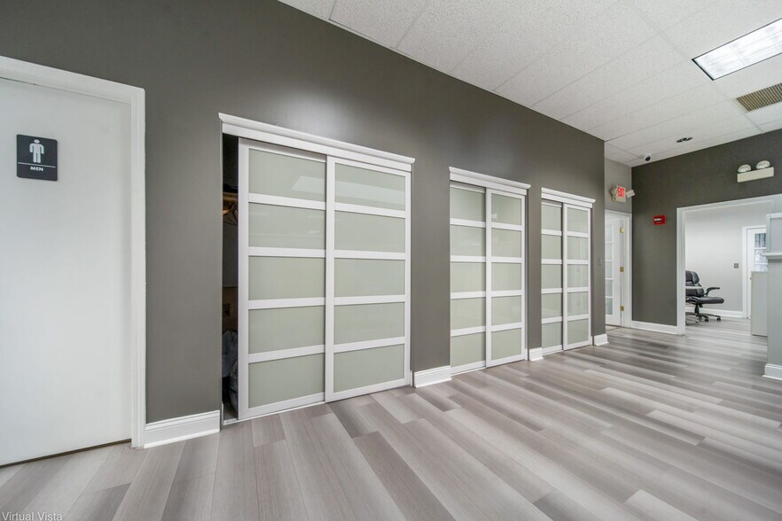 More Photos Of 1851 Douglas Rd, Montgomery Medical For Sale