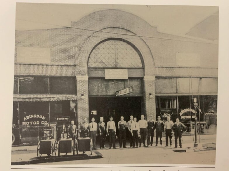 Primary Photo Of 238 W Main St, Abingdon Storefront Retail Office For Lease