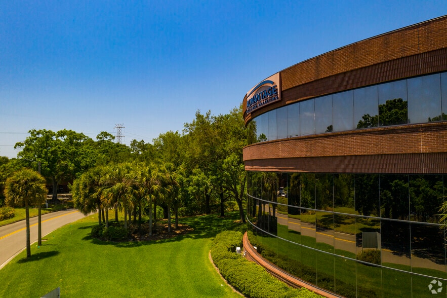 More Photos Of 3922 Coconut Palm Dr, Tampa Office For Sale