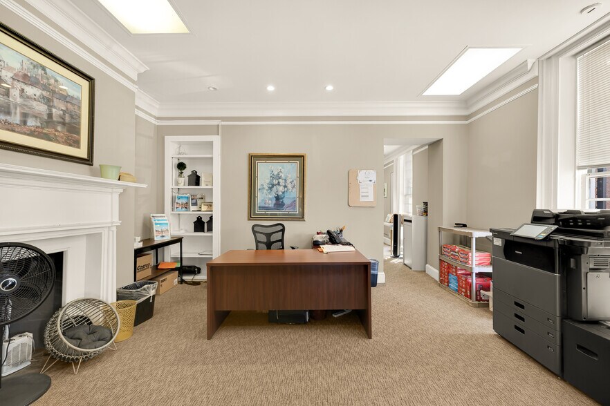 More Photos Of 228 S Washington St, Alexandria Loft Creative Space For Sale