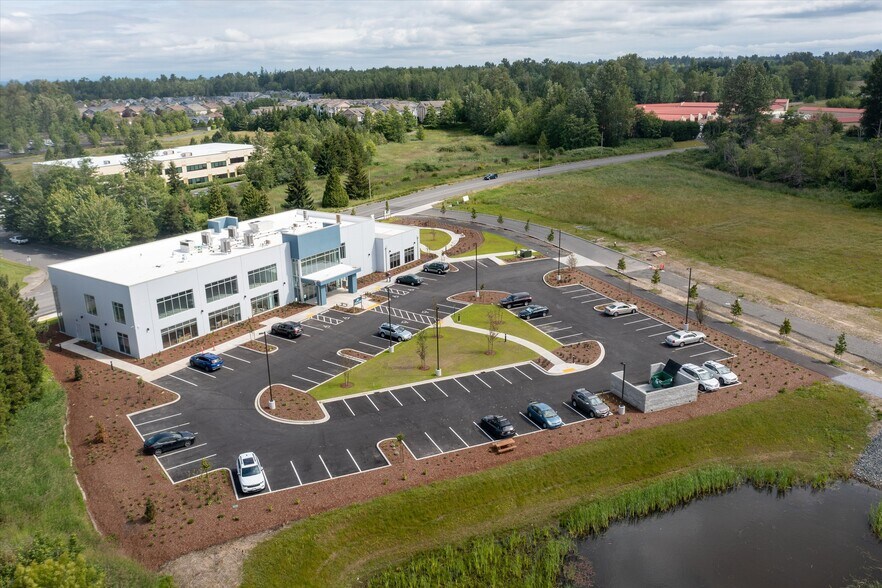 More Photos Of 381 W Horton Rd, Bellingham Medical For Sale
