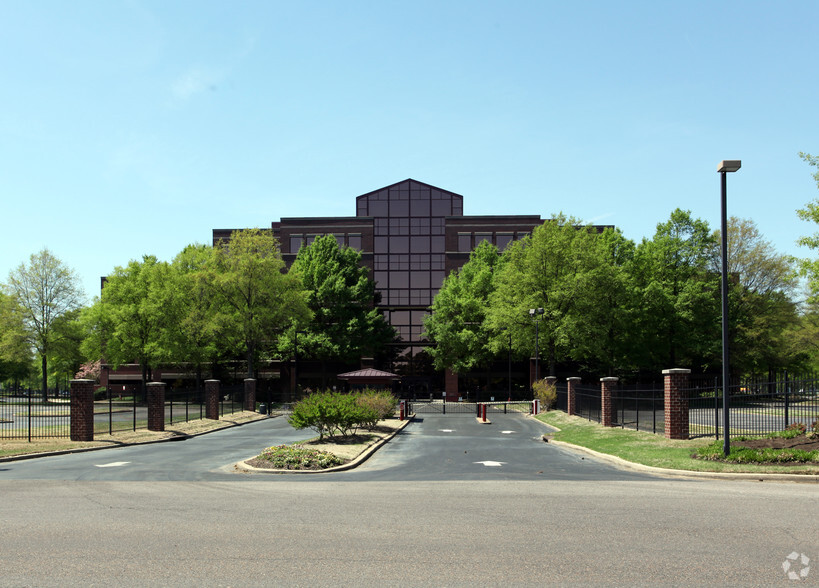 Primary Photo Of 2007 Corporate Ave, Memphis Office For Lease