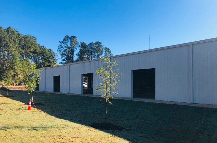 More Photos Of 670 Old Hull, Athens Flex For Lease