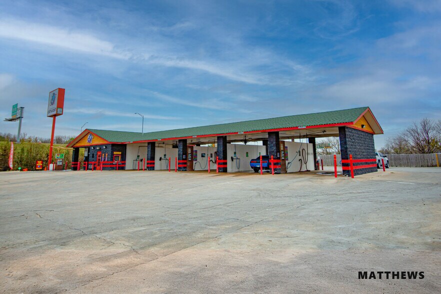 More Photos Of 10410 E 41st St, Tulsa Carwash For Sale