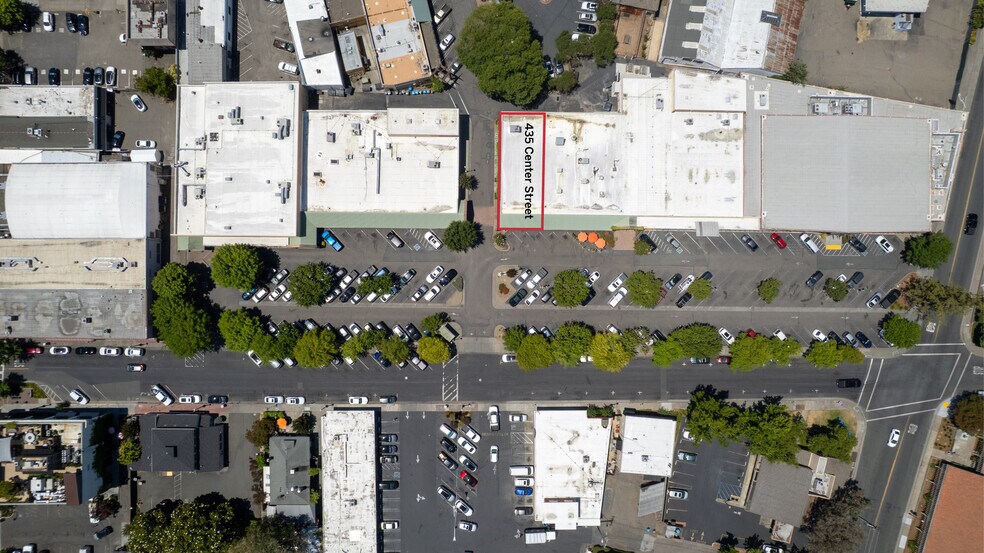 More Photos Of 435 Center St, Healdsburg Unknown For Lease