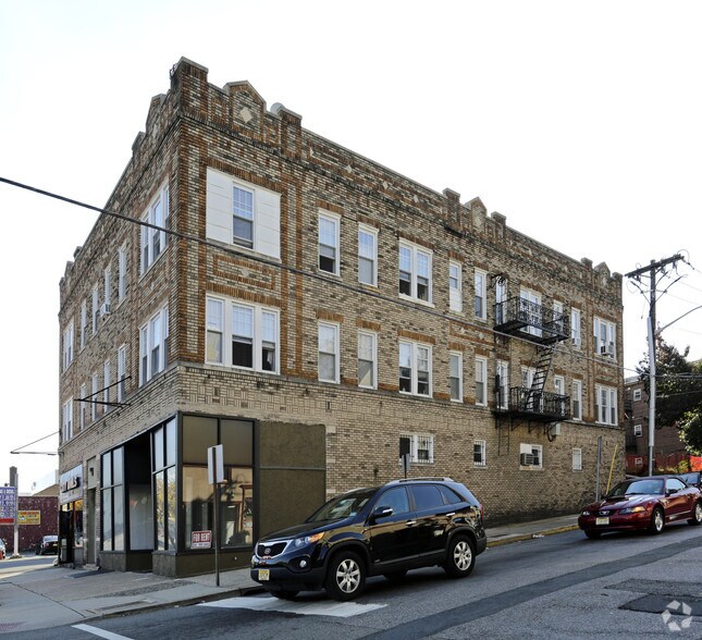 Primary Photo Of 103-105 Washington Ave, Belleville Storefront Retail Residential For Lease