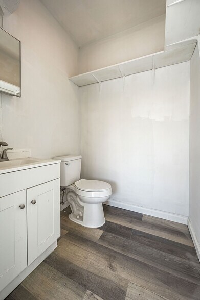More Photos Of 435 Twin Oaks Dr, Dover Land For Lease
