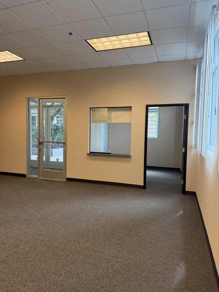 More Photos Of 14798 Pipeline Ave, Chino Hills Medical For Lease