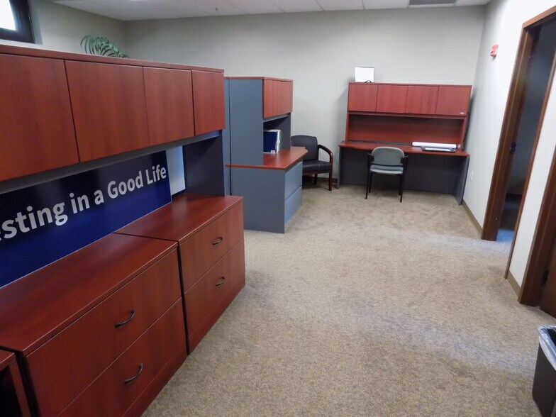 More Photos Of 2100 Market St, Wheeling Office For Lease