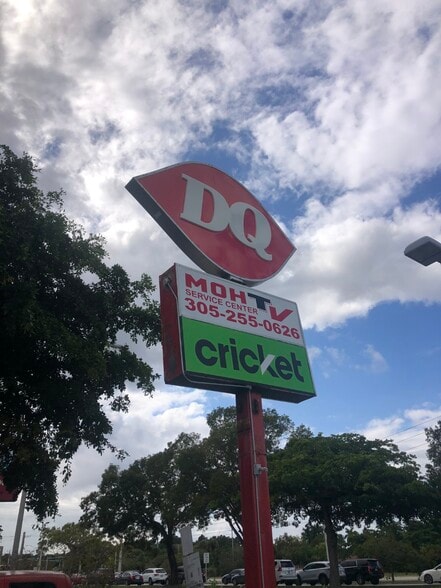 More Photos Of 14271-14275 S Dixie Hwy, Miami Freestanding For Lease