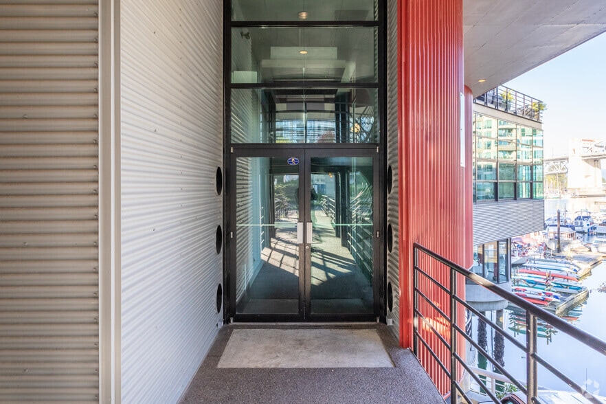 More Photos Of 1661 Granville St, Vancouver Restaurant For Lease