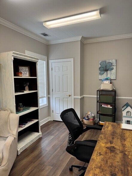 More Photos Of 138 Canal St, Pooler Office For Lease