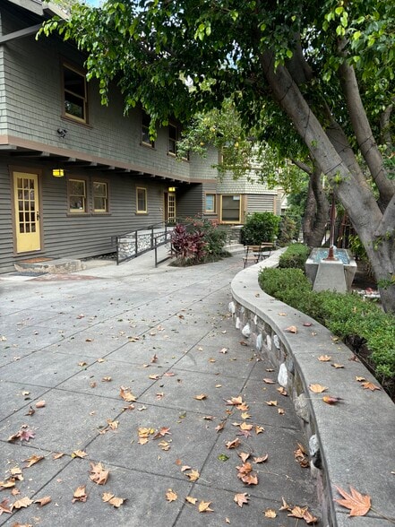 More Photos Of 65-69 N Catalina Ave, Pasadena Loft Creative Space For Lease
