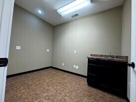 More Photos Of 835 S 9th Ave, Haubstadt Office For Sale