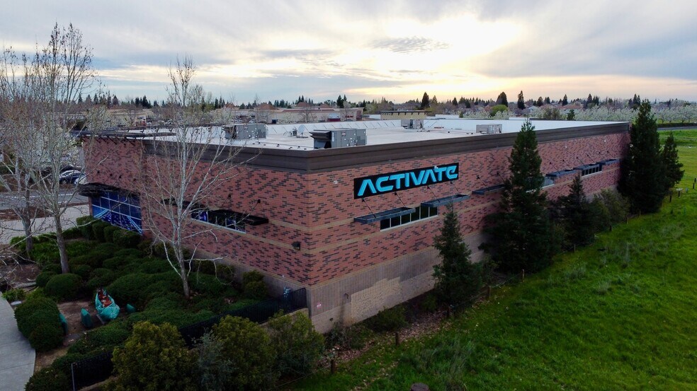 More Photos Of 990 Pleasant Grove Blvd, Roseville Unknown For Lease