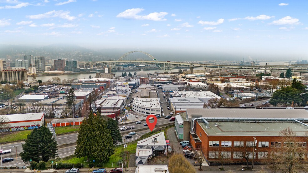 More Photos Of 2125 N Flint Ave, Portland Loft Creative Space For Lease