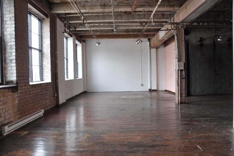 More Photos Of 1330 Quincy St NE, Minneapolis Showroom For Sale