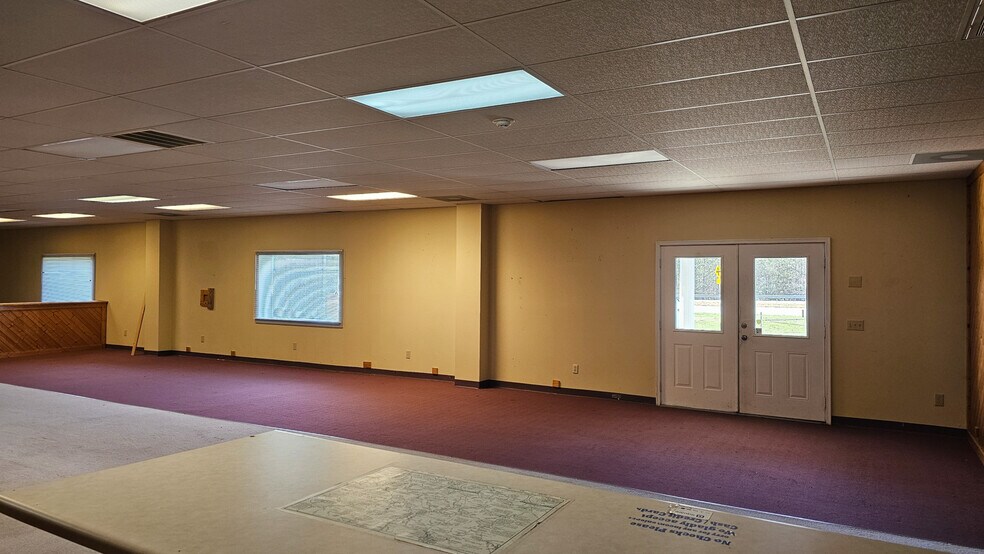 More Photos Of 5987 Highway 441, Wiley Storefront Retail Office For Sale