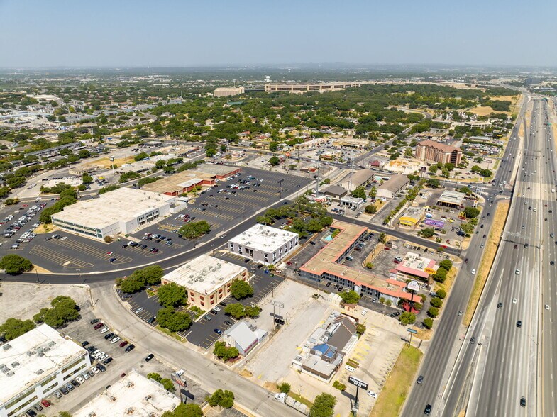 More Photos Of 9502 Computer Dr, San Antonio Medical For Sale