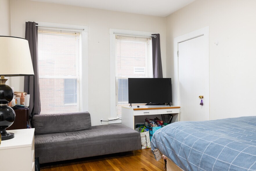 More Photos Of 342 Bowdoin St, Boston Multifamily For Sale