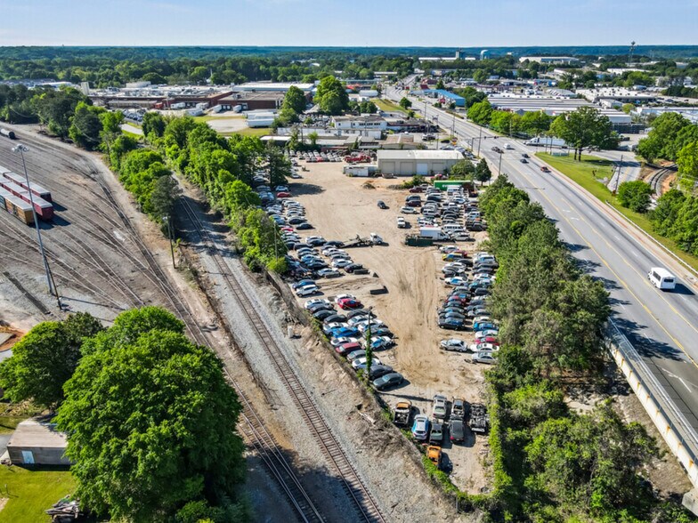 More Photos Of 4780 Old Dixie Hwy, Forest Park Manufacturing For Lease