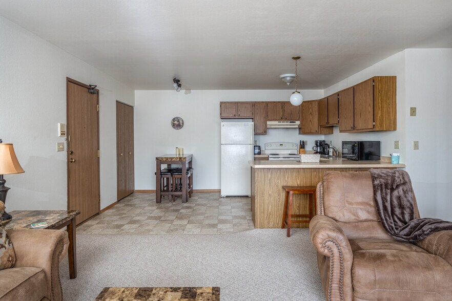 More Photos Of 205-235 W Calumet St, Appleton Apartments For Sale
