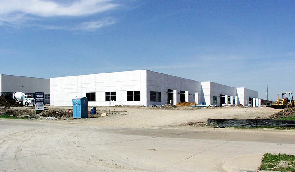 More Photos Of 16750 Westgrove Dr, Addison Unknown For Lease