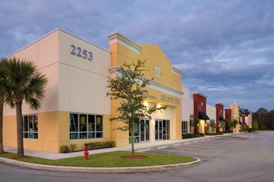 More Photos Of 2253 Vista Pky, West Palm Beach Unknown For Lease