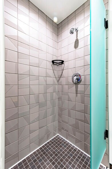 More Photos Of 765 Echo St NW, Atlanta Office For Lease