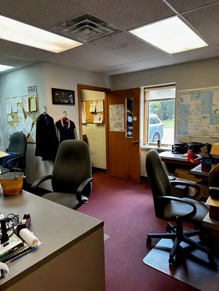 More Photos Of 2410 S Main St, West Bend Office For Lease