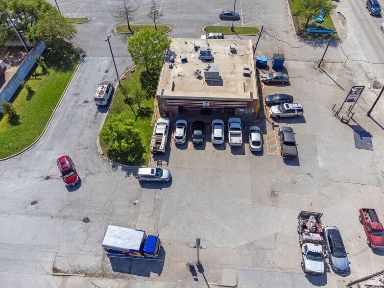 More Photos Of 2417 Jupiter Rd, Plano Convenience Store For Sale