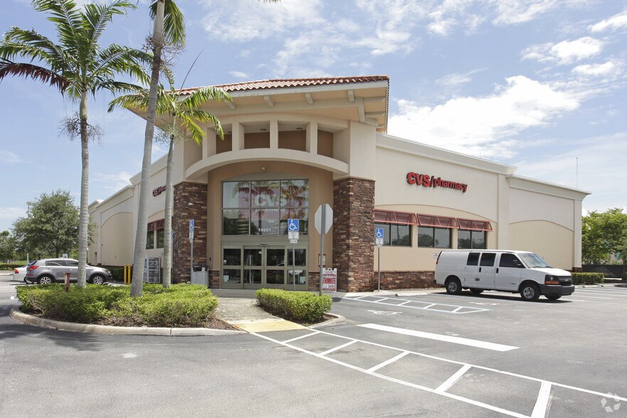 Primary Photo Of 10001 Sheridan St, Hollywood Drugstore For Lease